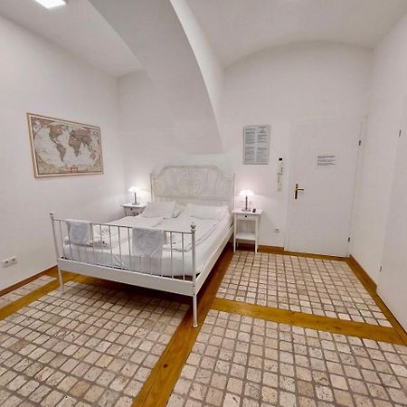 Modern Studios Near City Center Wien Exterior foto