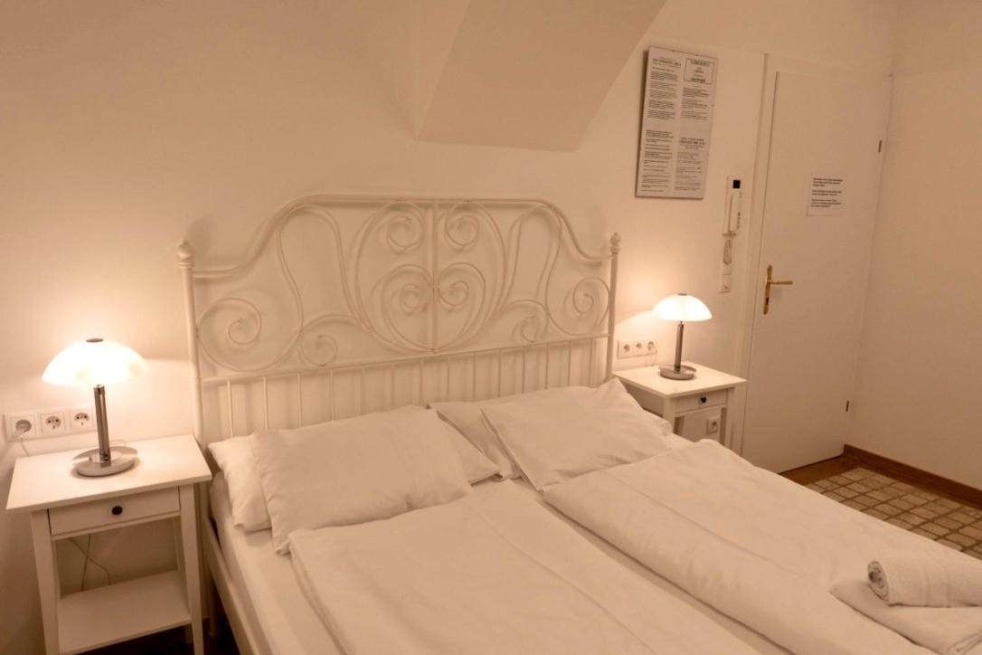 Modern Studios Near City Center Wien Exterior foto