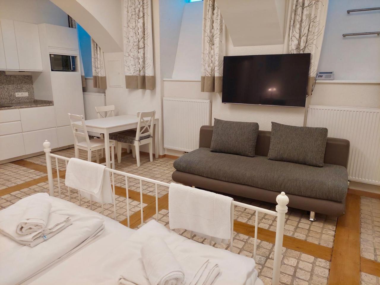 Modern Studios Near City Center Wien Exterior foto