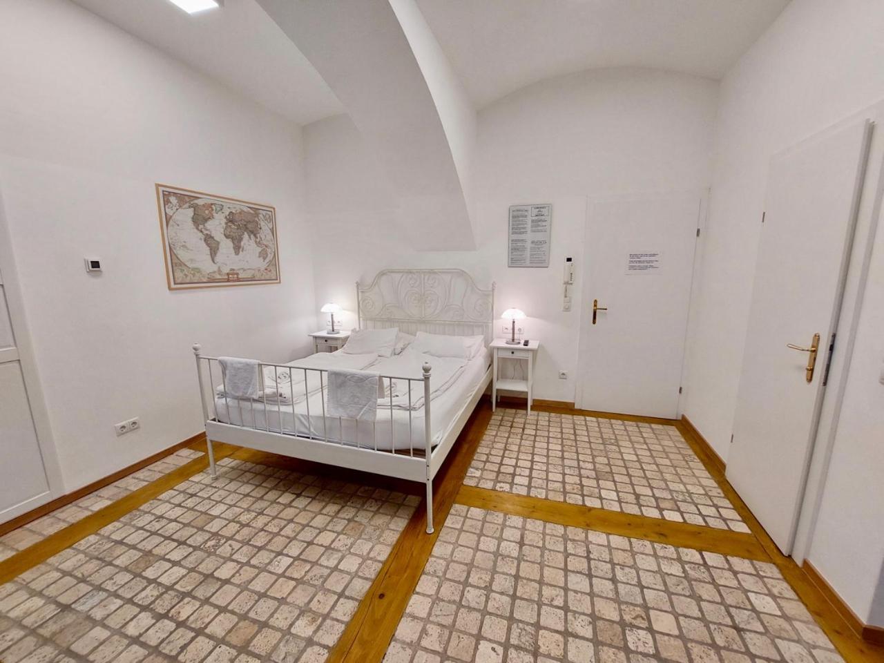 Modern Studios Near City Center Wien Exterior foto