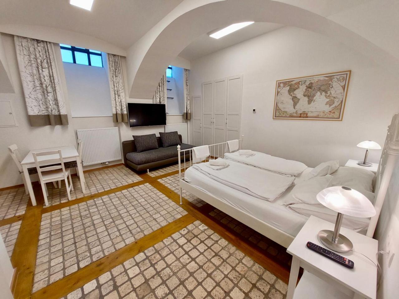 Modern Studios Near City Center Wien Exterior foto