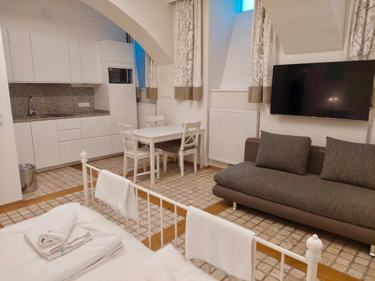 Modern Studios Near City Center Wien Exterior foto