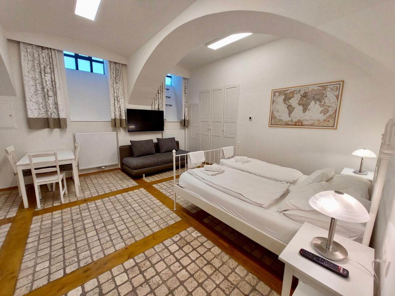 Modern Studios Near City Center Wien Exterior foto